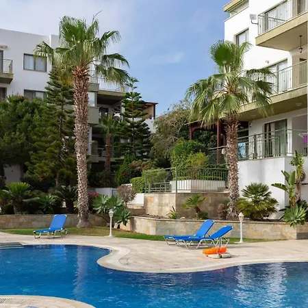 Lejlighed Fotini - Modern 2br With Pool & Balcony Near The