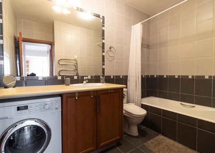 Apartmán Fotini - Modern 2br With Pool & Balcony Near The